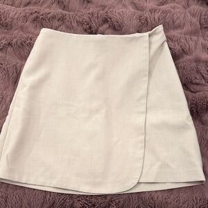 Abercrombie & Fitch Cream Mini Skirt